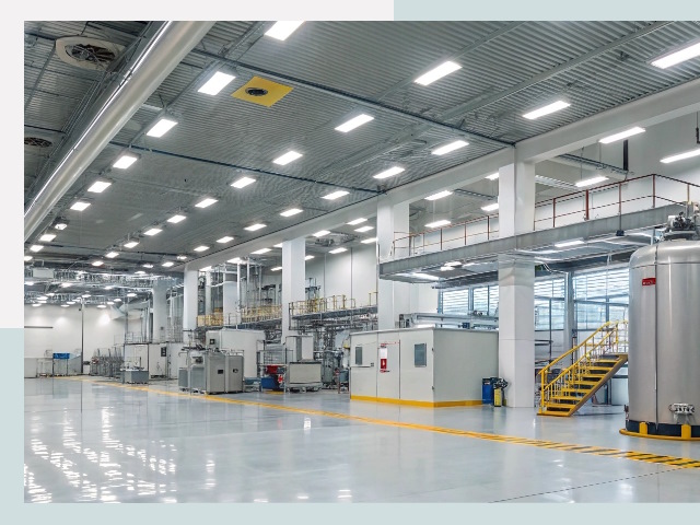 Освещение ангаров в Чусовой от 627 руб. - Эффективные решения